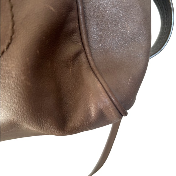 Marc Jacobs Leather Hobo Shoulder/Crossbody Bag-Taupe-Awesome preloved condition - Picture 6 of 10